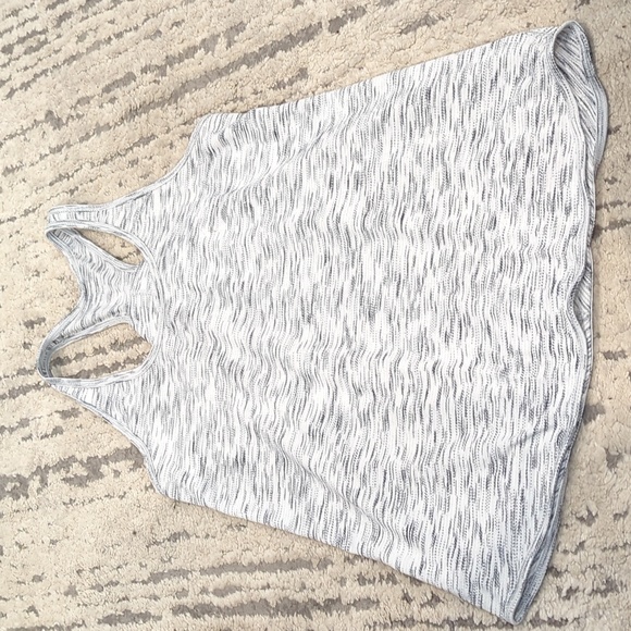 Lululemon Essential Tank Tiger Space Dye Black White - Picture 9 of 10